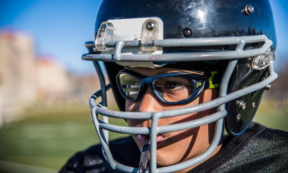 How to Choose the Right Prescription Eyewear for Sports